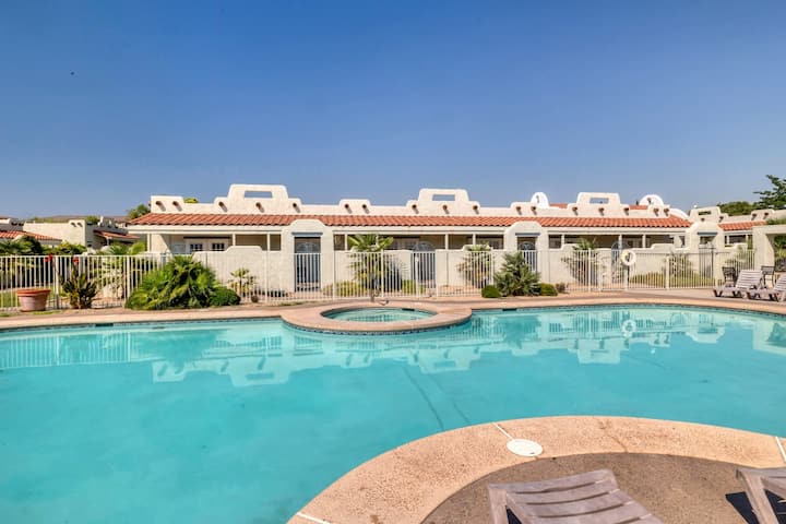 Poolside Escape | Hot Tub & Pickleball