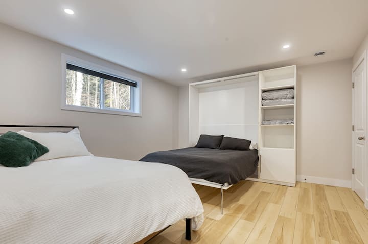 საძინებელი 4: საწოლები 152×203 სმ