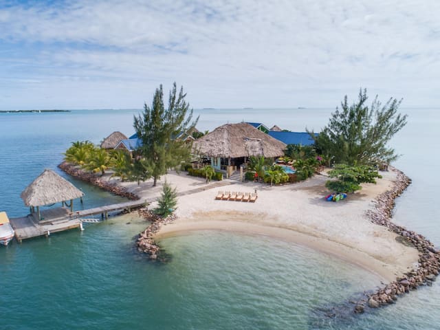 Gecko Vacation Rentals
 managed Airbnb listing 2