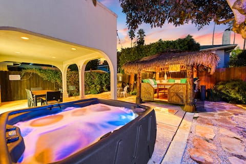 20%Off April 2-4! Walk2Beach, Tiki Cabana, Hot Tub