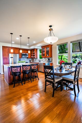 Pili Mai 8A: 3 bedroom with AC, POOL, GYM in Poipu