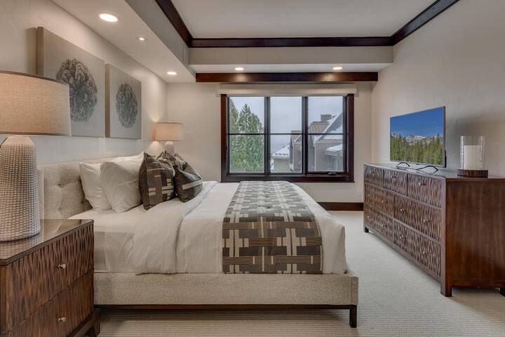 Ski-In & Out at Northstar, Luxury Amenities (#404)