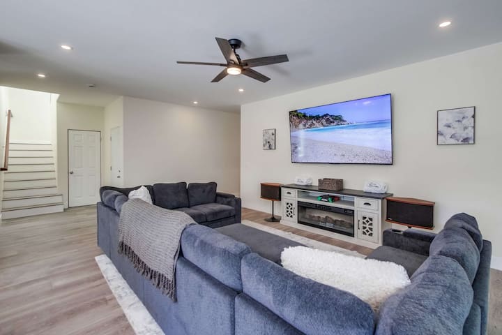 Socal Haven, Heated Pool/spa, Near Everything - San Diego, CA