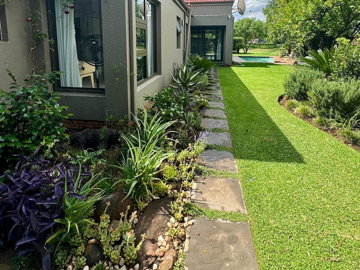 4 Bedroom Holiday Home