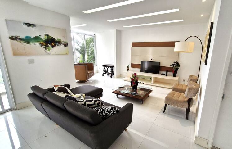 Holiday home with gorgeous view and pool gallery image 3