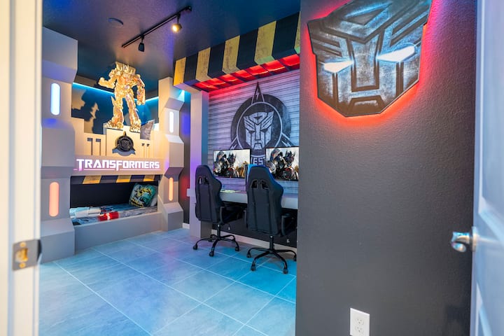 Don’t Miss This Lilo & Stitch Pool Home – 10269 - Orlando, FL