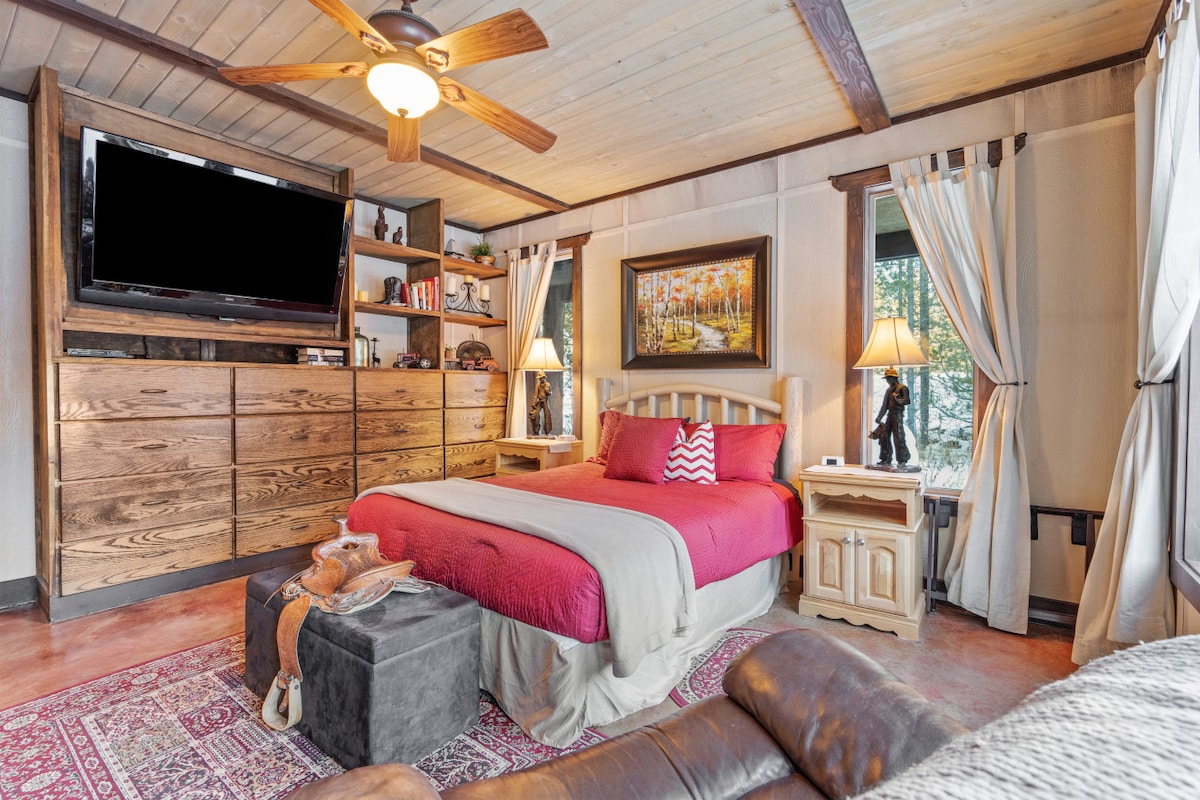 Спална соба 1 - брачен кревет (широк 150 - 179 см)