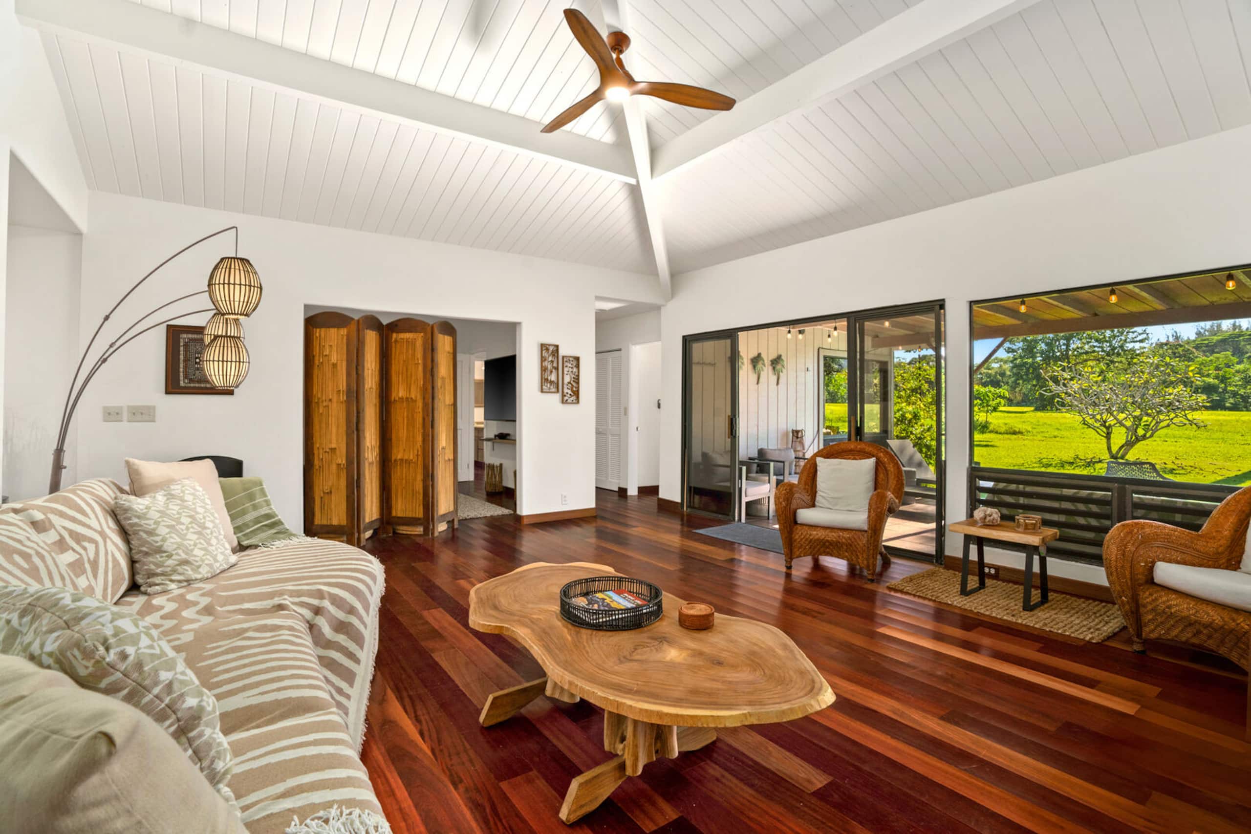 So Serene Golf Views, Lanai, AC, Outdoor Shower - Photo 7