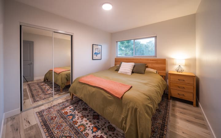 AlexNye_241208_4P1A3849