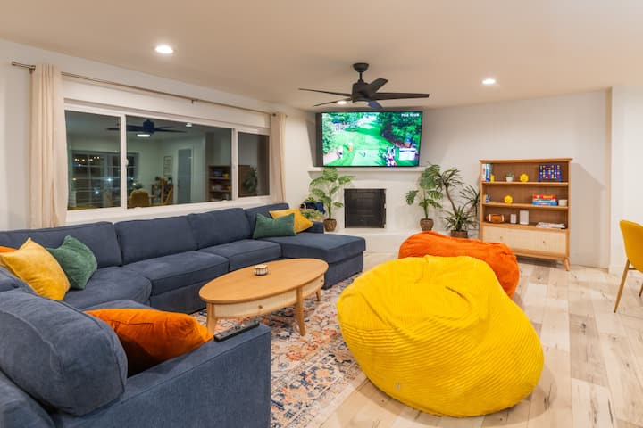 AlexNye_241208_4P1A4162