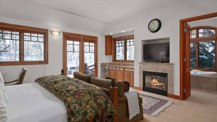 Ski in/Out-Jay Chalet