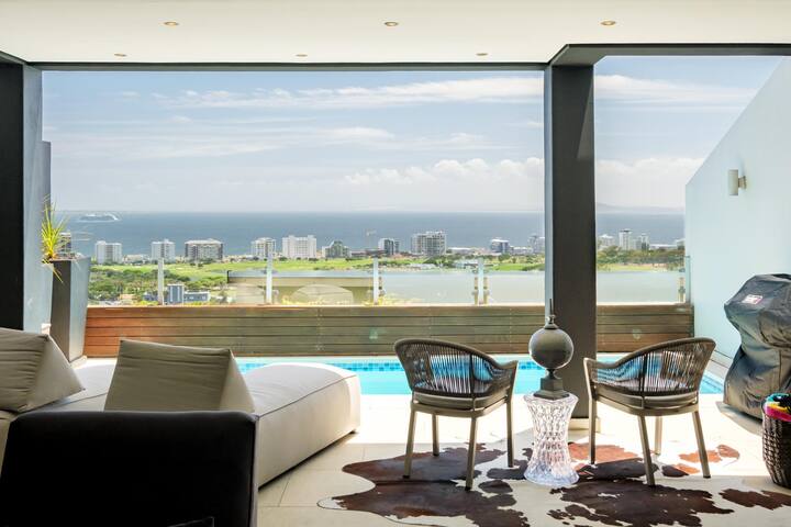 Top Urban Escape w Pool and Ocean View Villa Alexa gallery image 5