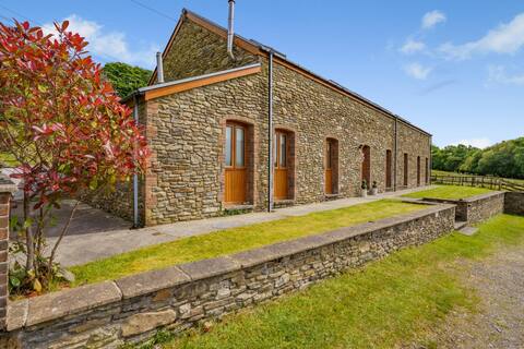 3 Bed in Pontardawe (oc-c30415)