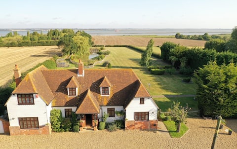 Bellropes - Modern Countryside Retreat Sleeps 27