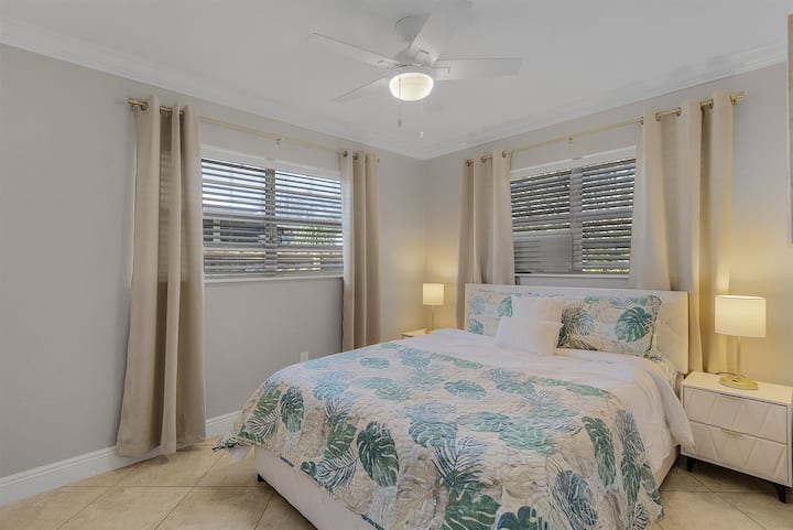 Брачен кревет (широк 150-179 см)