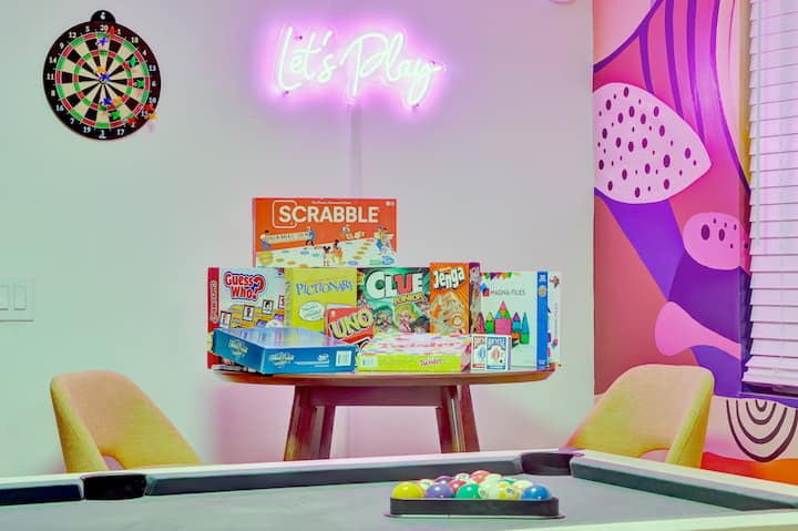 Heatedpool/minigolf/bowling/arcade/firepit/slide - West Palm Beach