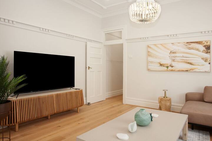 Balmy Bliss, Bondi Beach gallery image 3