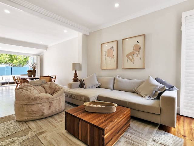 Serene Hideaway in the Heart Of Sea Point