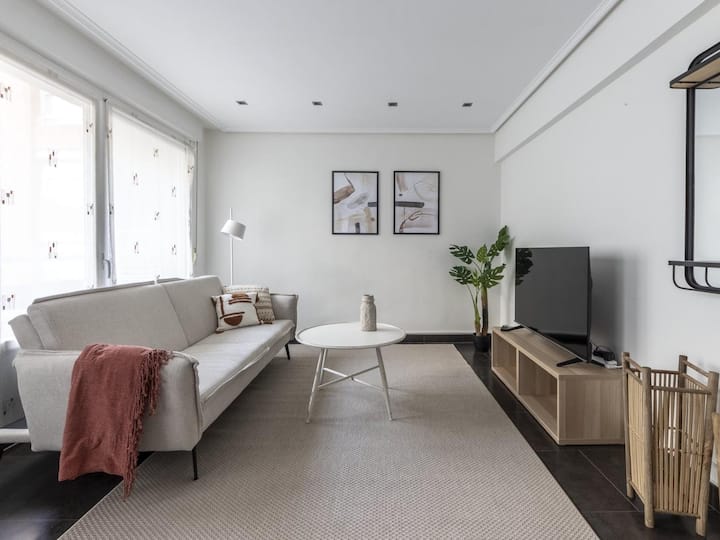 Durango Cozy I Aston Rentals - Elorrio