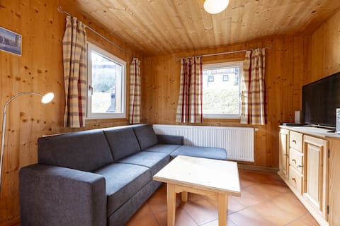 Successful Airbnb property: Chalet # 02 with 3 BR for up to 6 persons in Annaberg Lungötz