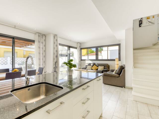 Mon Petit Paradis by Interhome gallery image 2