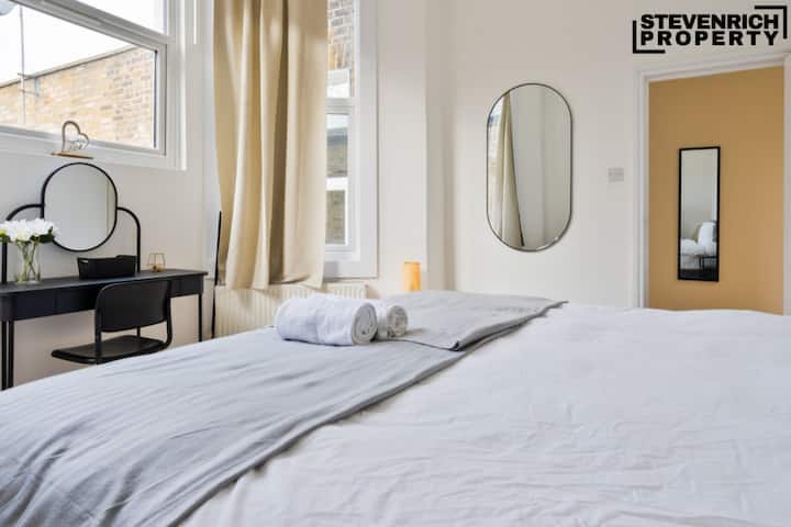 חדר שינה קינג סייז 