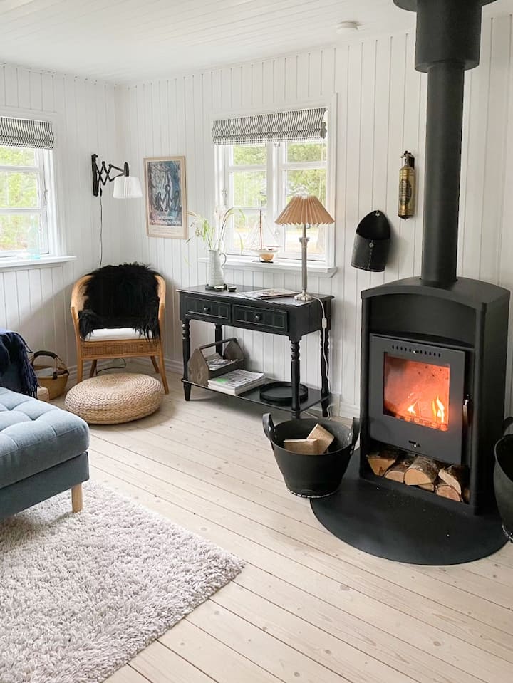 Cozy Summer House Close To Bisnap Beach - Hou