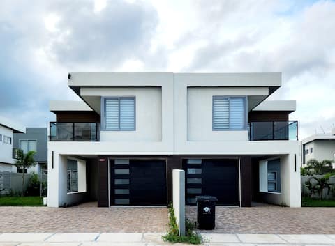 The Onyx Villa by MTJ Properties Ocho Rios