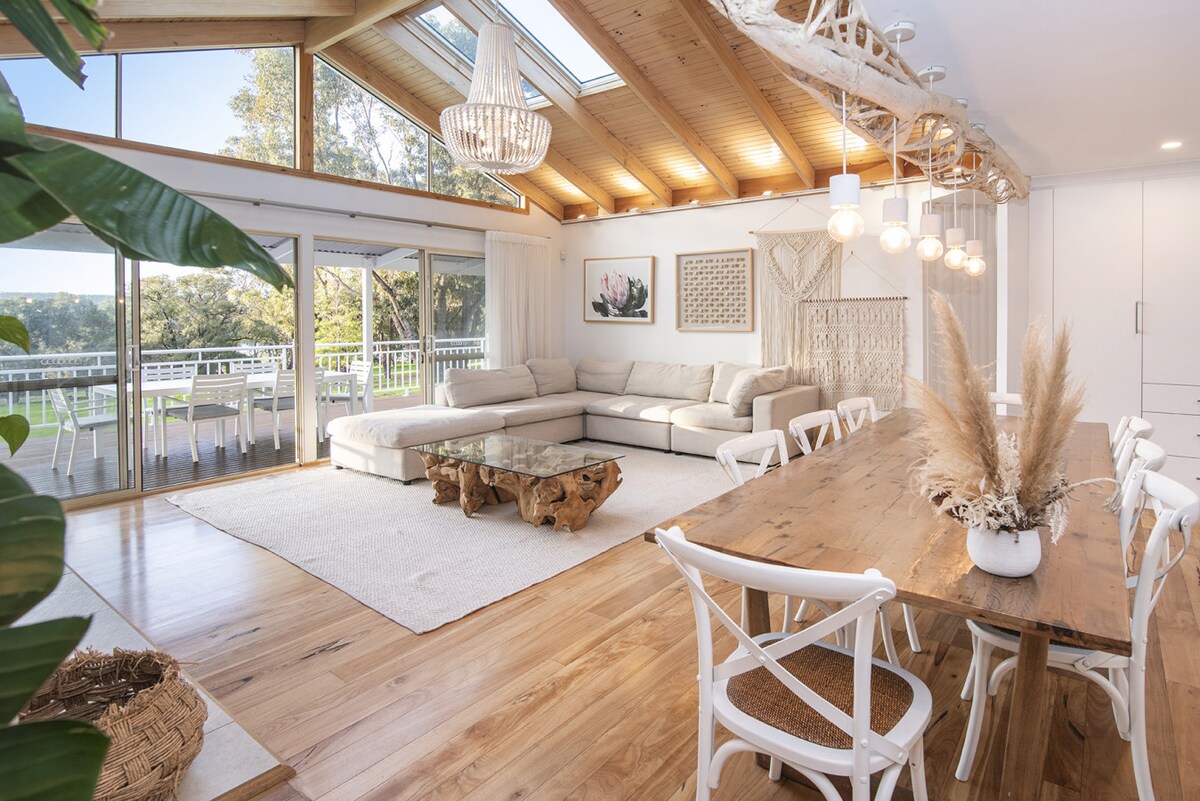 Successful Airbnb property: Yallingup Valley Retreat in Yallingup