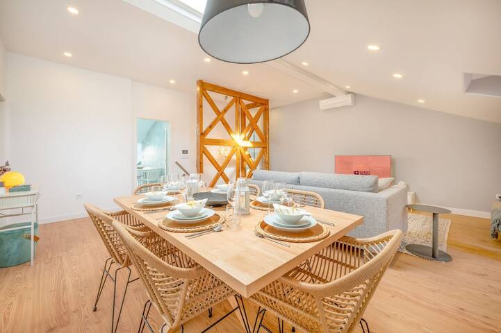 GuestReady – A secret penthouse in Lisbon gallery image 2