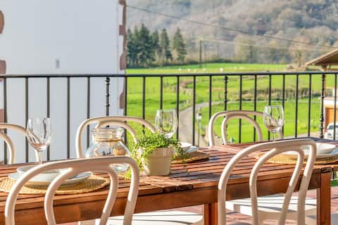 Spacious country house in the heart of Baztán