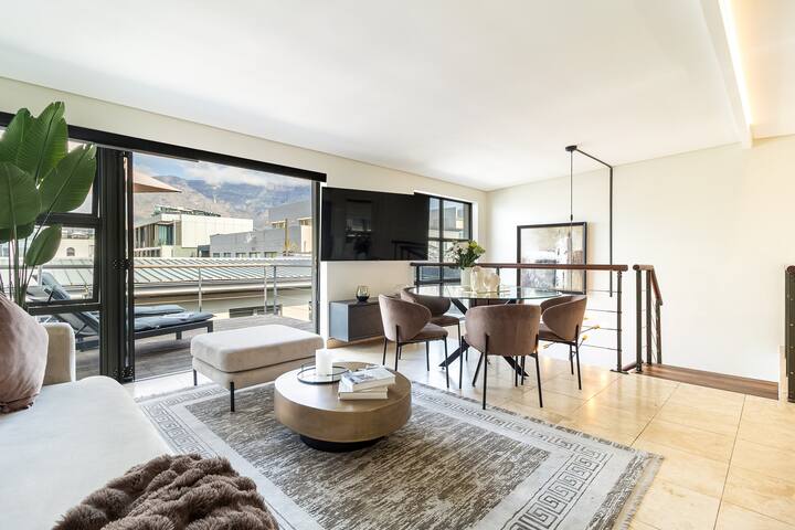 De Waterkant Penthouse Table Mountain View gallery image 3