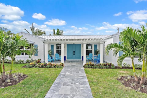 Sunset Ridge Cottage Pool, Views