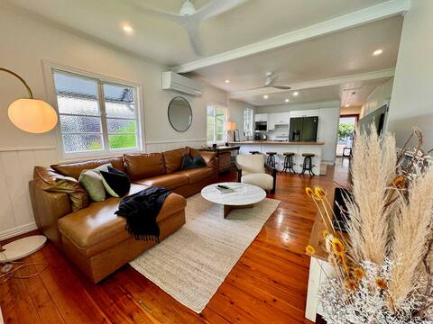 Top performing Airbnb: 3 Bed Queenslander In Heart Of Brisbane in New Farm