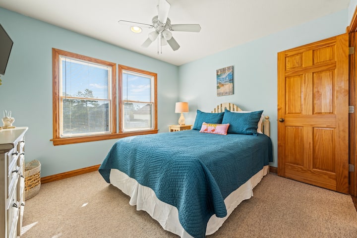 Суит с двойно легло queen size - средно ниво