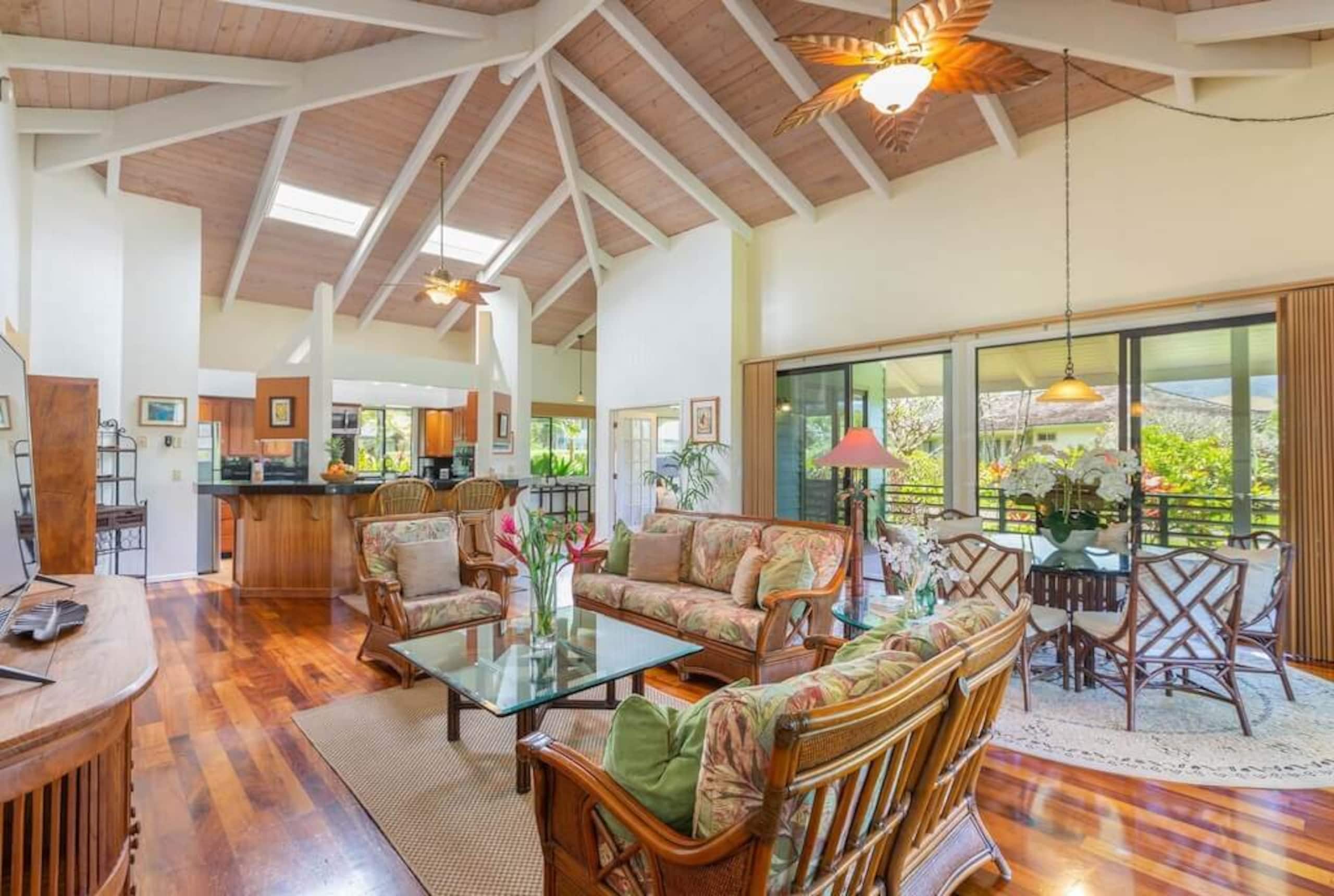 Home in Princeville · ★4.93 · 4 bedrooms · 5 beds · 2.5 private baths - Image 1