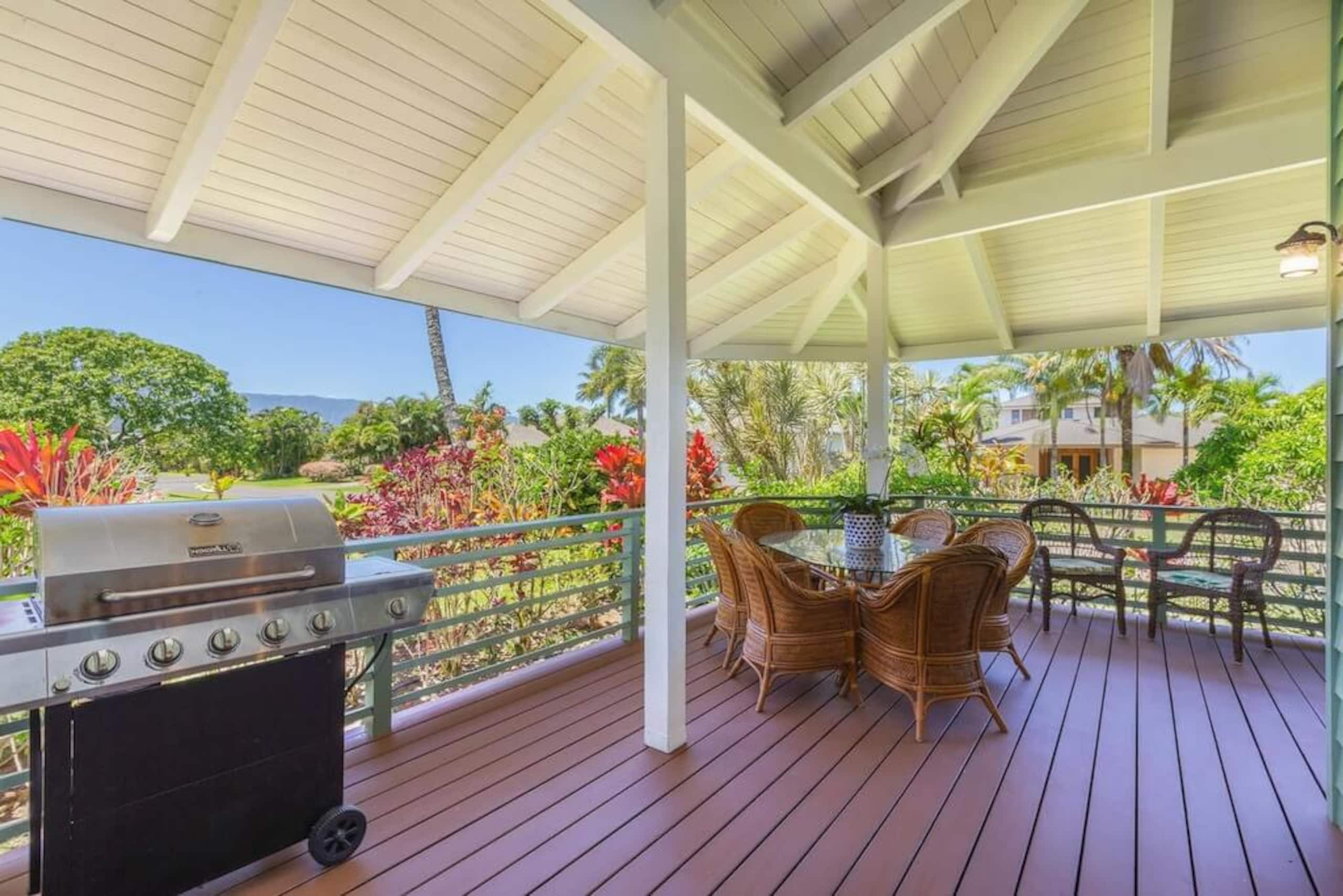 Home in Princeville · ★4.93 · 4 bedrooms · 5 beds · 2.5 private baths - Image 14