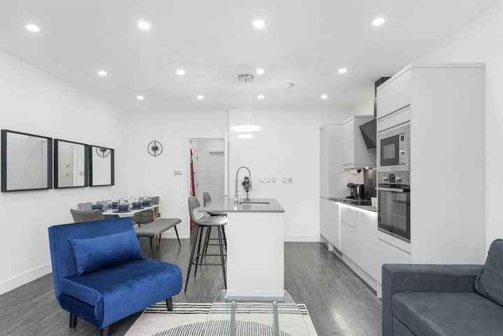 City Of London | Zone 2 | Parking | Spitalfields - 그리니치