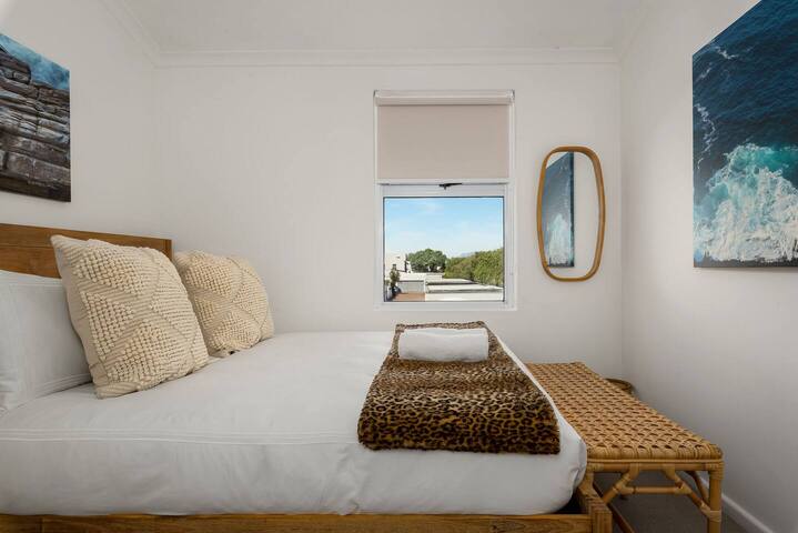 Island Oasis w/ Private Dock & Kayak on Lake gallery image 2