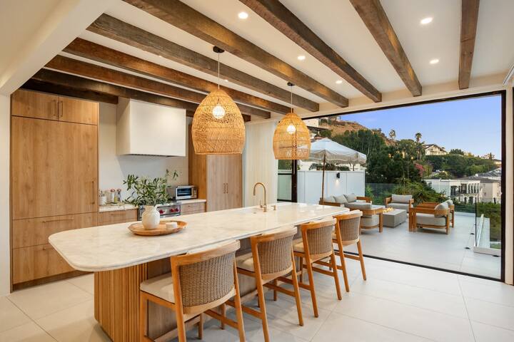 Villa Gaia by Stay Awhile Villas gallery image 3