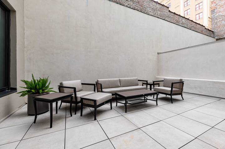 3BR Group Haven + Private Patio Walk to French Qtr gallery image 2