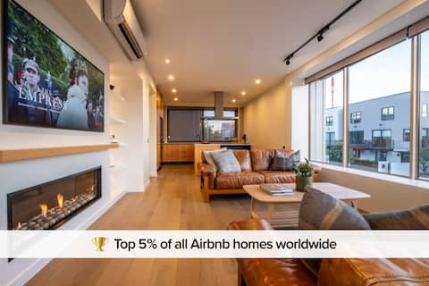 Premium City 3bed Apartment with Gated 2 car parks