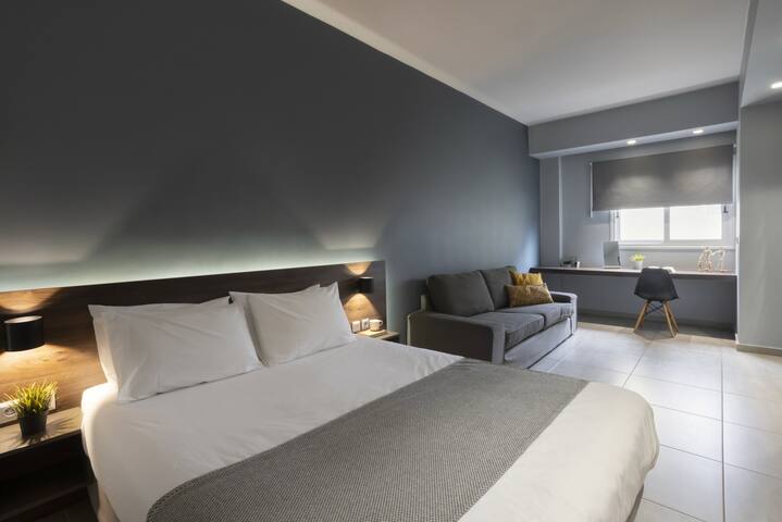 Renovated 3BDR Apartment in the heart of Athens gallery image 4