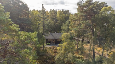 Top performing Airbnb: Mother's House in Abernethy And Kincardine