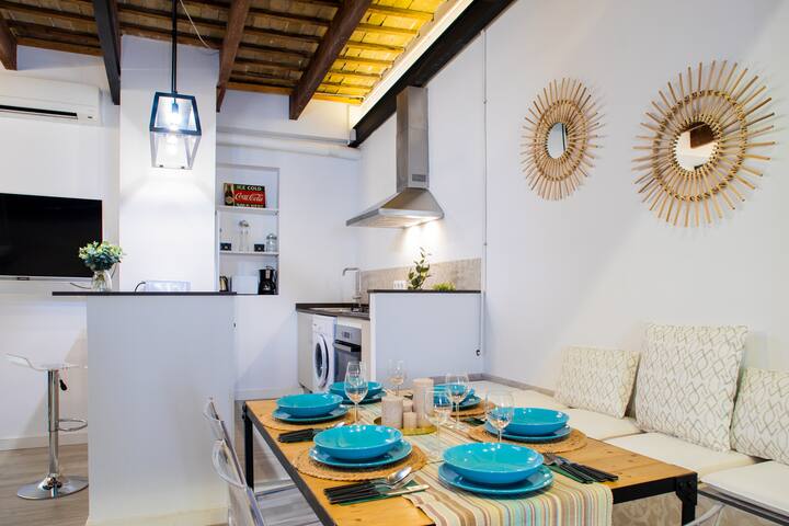 El Cabanyal Petit Penthouse by Florit Flats