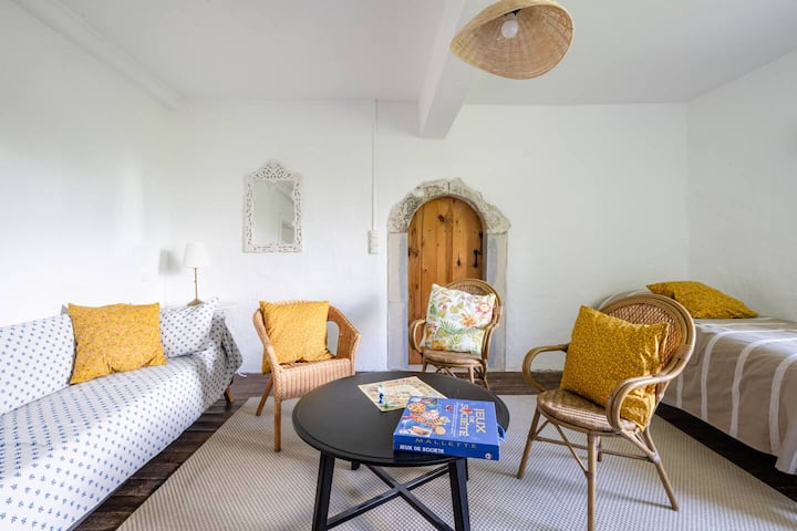 Bastide Des Estampes - Le Poet Laval - 19 Pers - Drôme