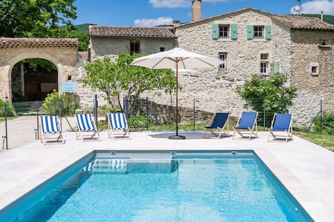 Bastide des Estampes - Le Poet Laval - 19 people