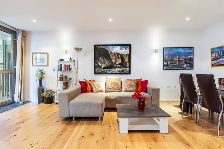 The Spaceworks: Stylish Flat Near Shoreditch gallery image 2
