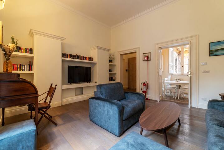 Fontanella Borghese 35 – FromHometoRome gallery image 2