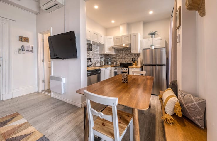 Remparts 2 Bed with Views Private Terrace & Sauna